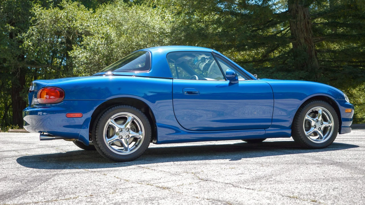 1999 Mazda NB MX-5 Miata - Image 15 of 31