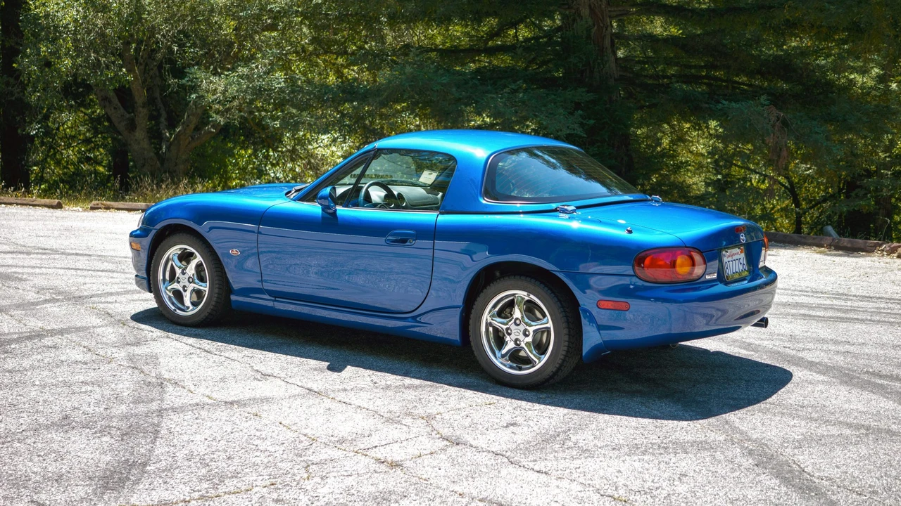 1999 Mazda NB MX-5 Miata - Image 6 of 31