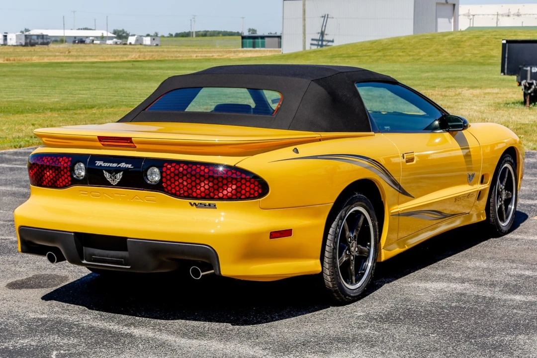 2002 Pontiac Firebird Trans Am 4th Gen - Image 10 of 31