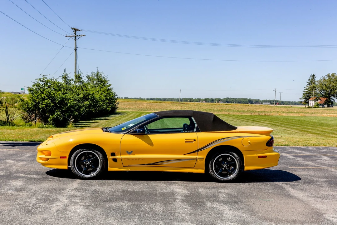 2002 Pontiac Firebird Trans Am 4th Gen - Image 6 of 31