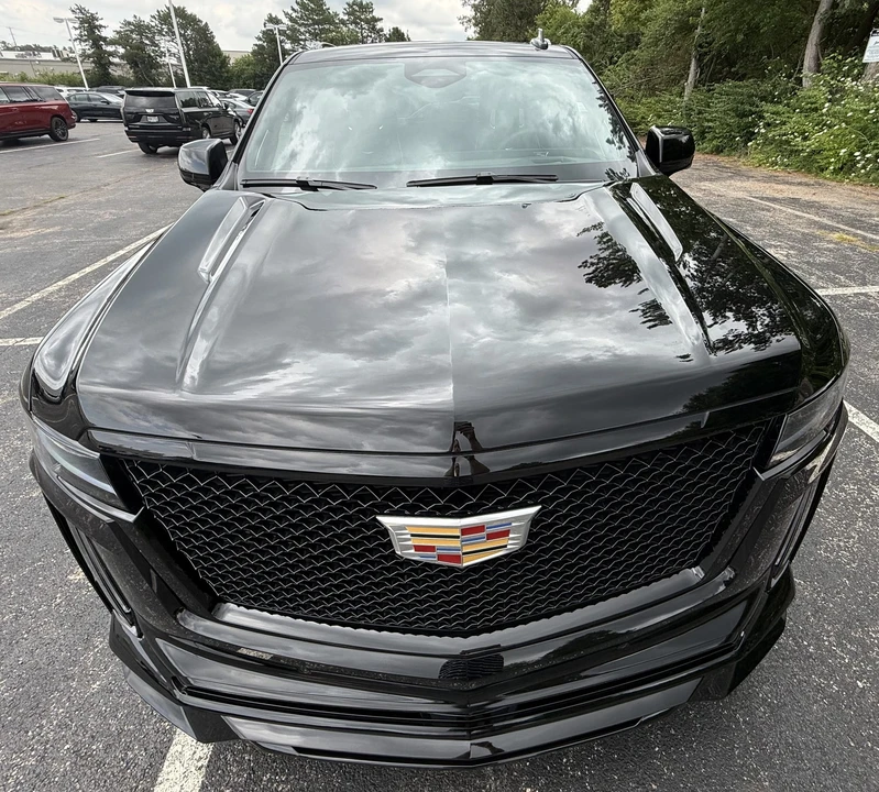 2023 Cadillac Escalade-V 5th Gen - Image 7 of 31