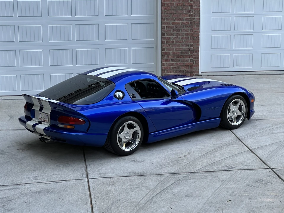 1996 Dodge Viper GTS 2nd Gen - Image 20 of 31