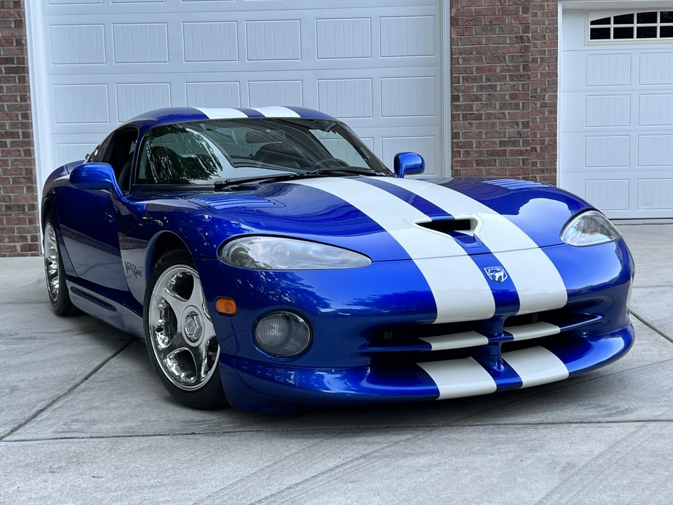 1996 Dodge Viper GTS 2nd Gen - Image 2 of 31
