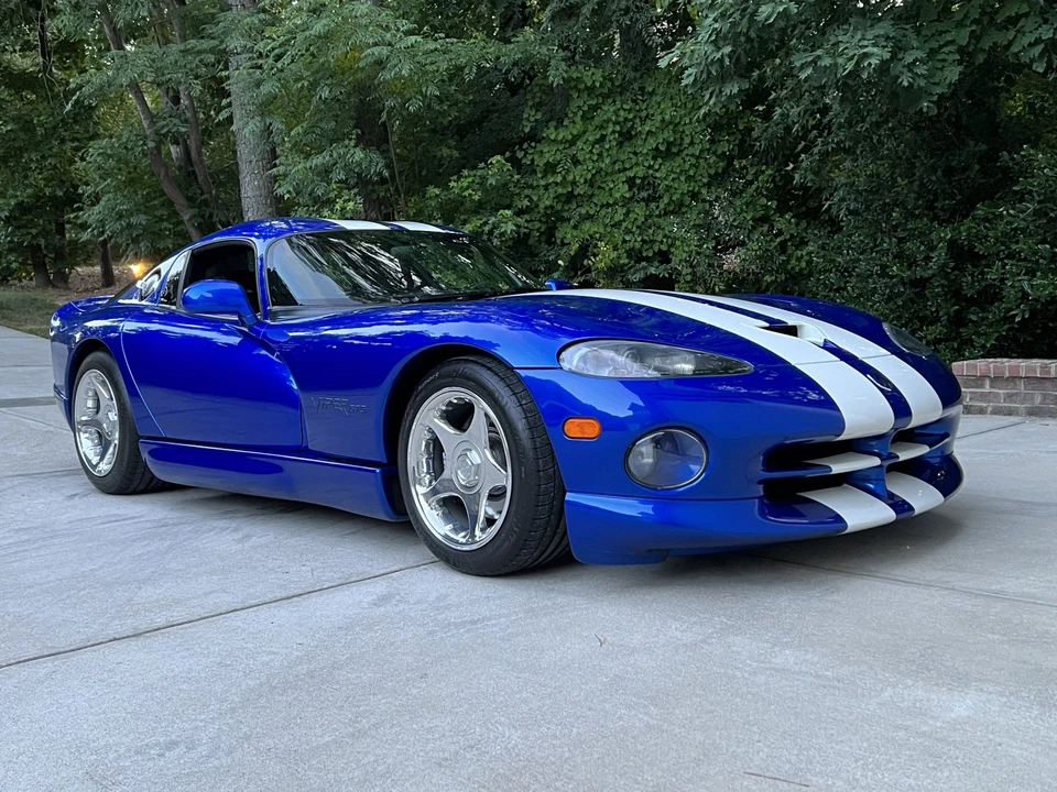 1996 Dodge Viper GTS 2nd Gen - Image 16 of 31