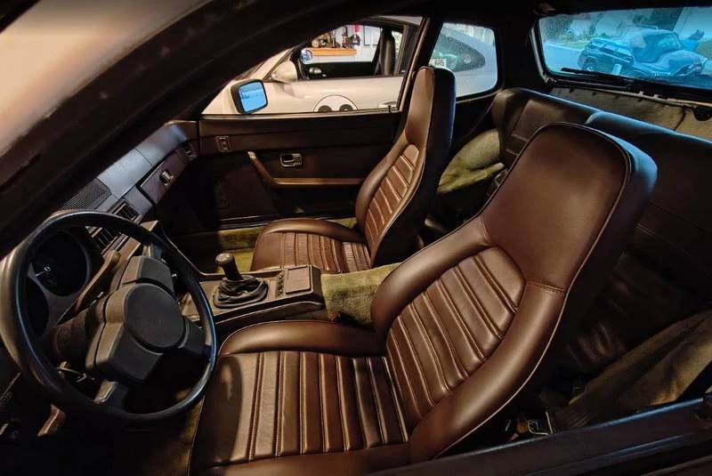 Porsche 944 - Image 6 of 6
