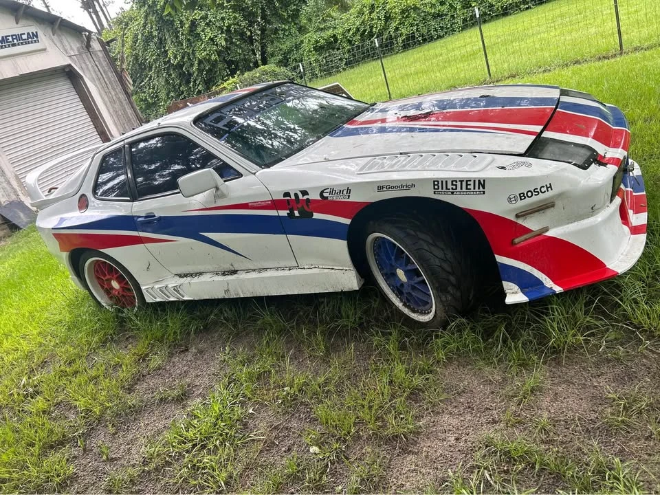 Porsche 944 - Image 3 of 10