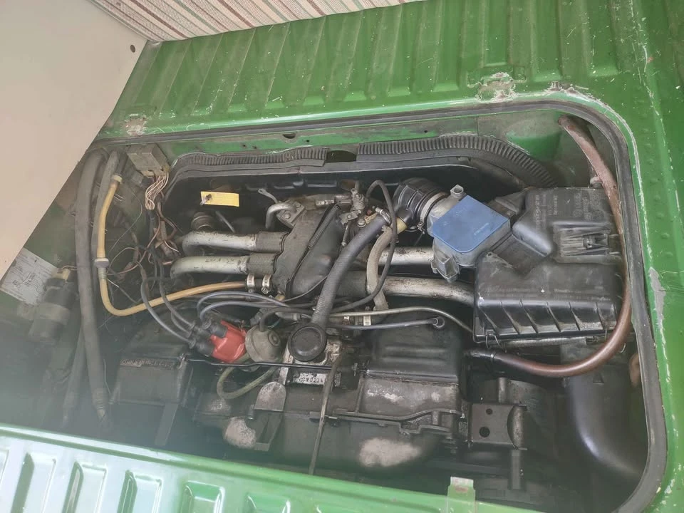 Volkswagen Vanagon - Image 7 of 10