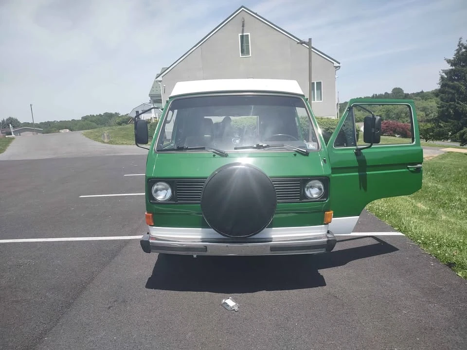 Volkswagen Vanagon - Image 2 of 10