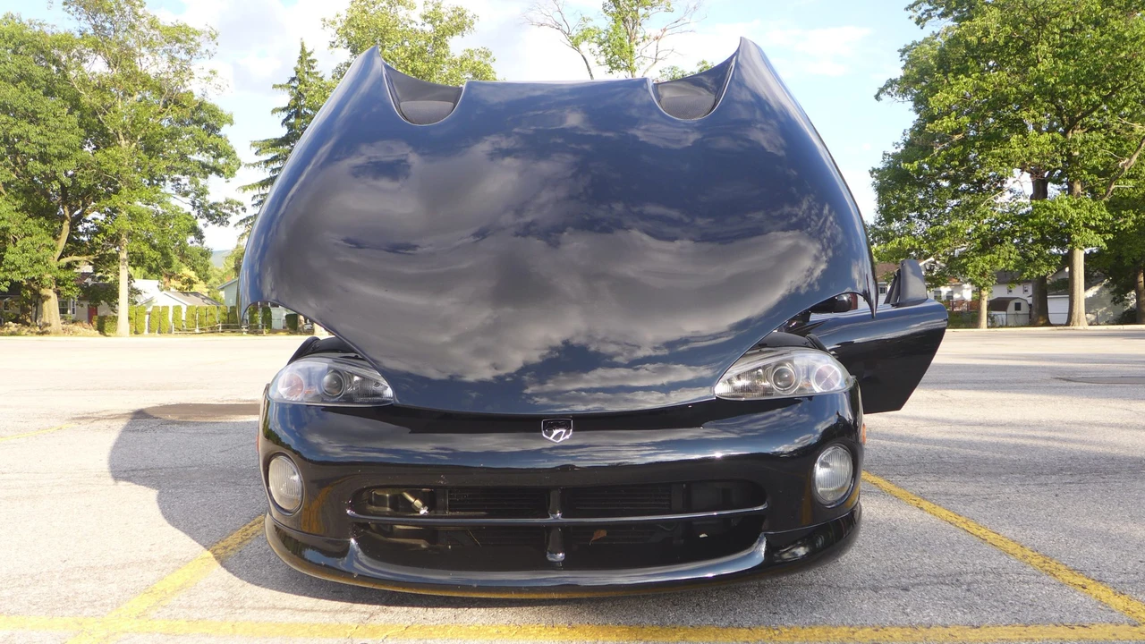 1994 Dodge Viper 1st Gen - Image 21 of 31