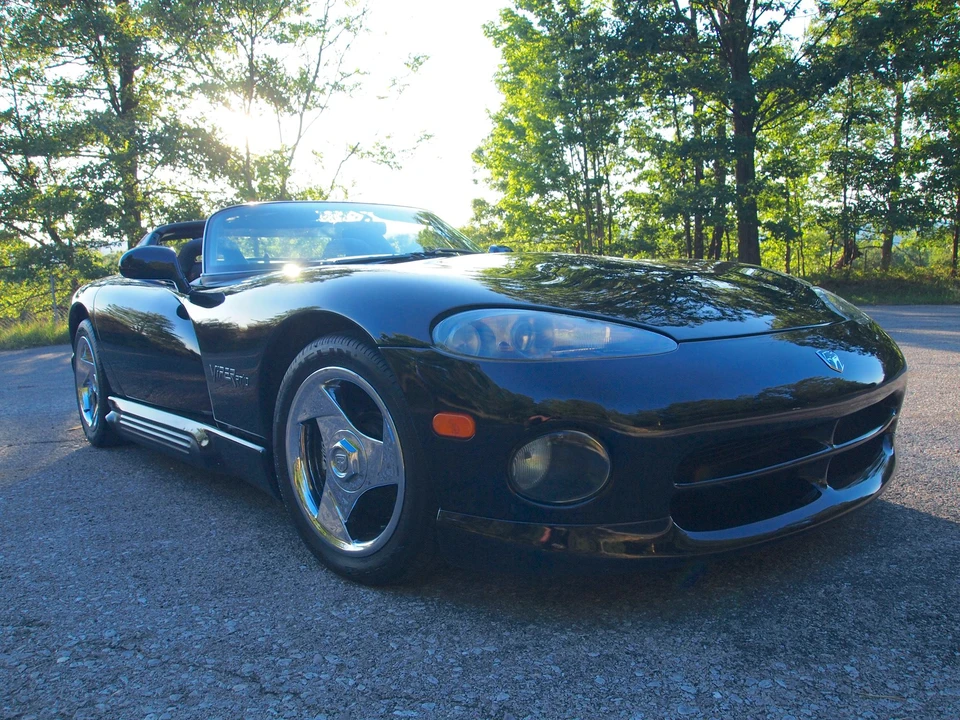 1994 Dodge Viper 1st Gen - Image 2 of 31