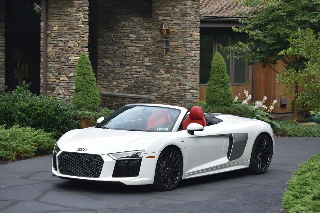 2017 Audi 4S R8 - Image 11 of 31