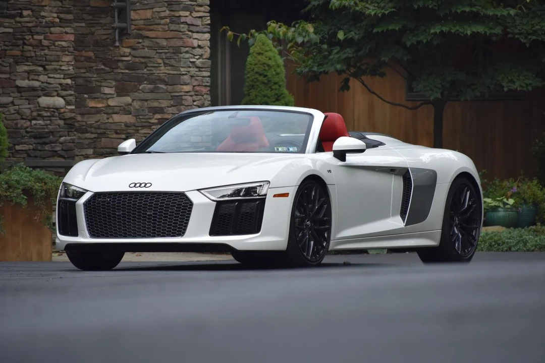 2017 Audi 4S R8 - Image 10 of 31