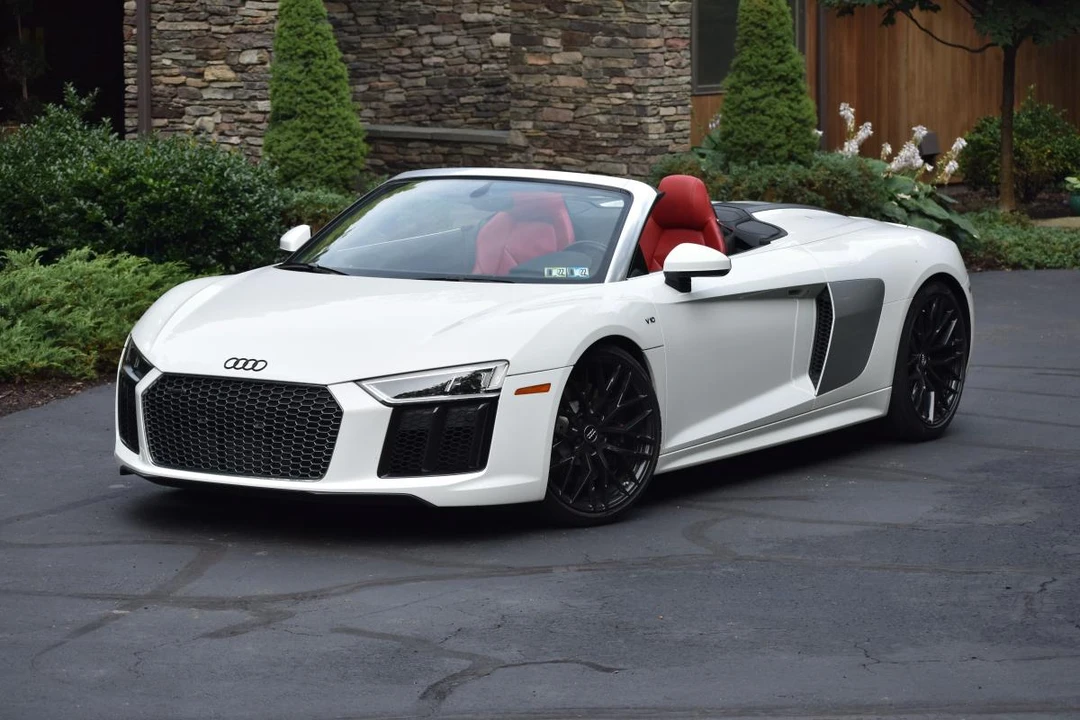 2017 Audi 4S R8 - Image 15 of 31