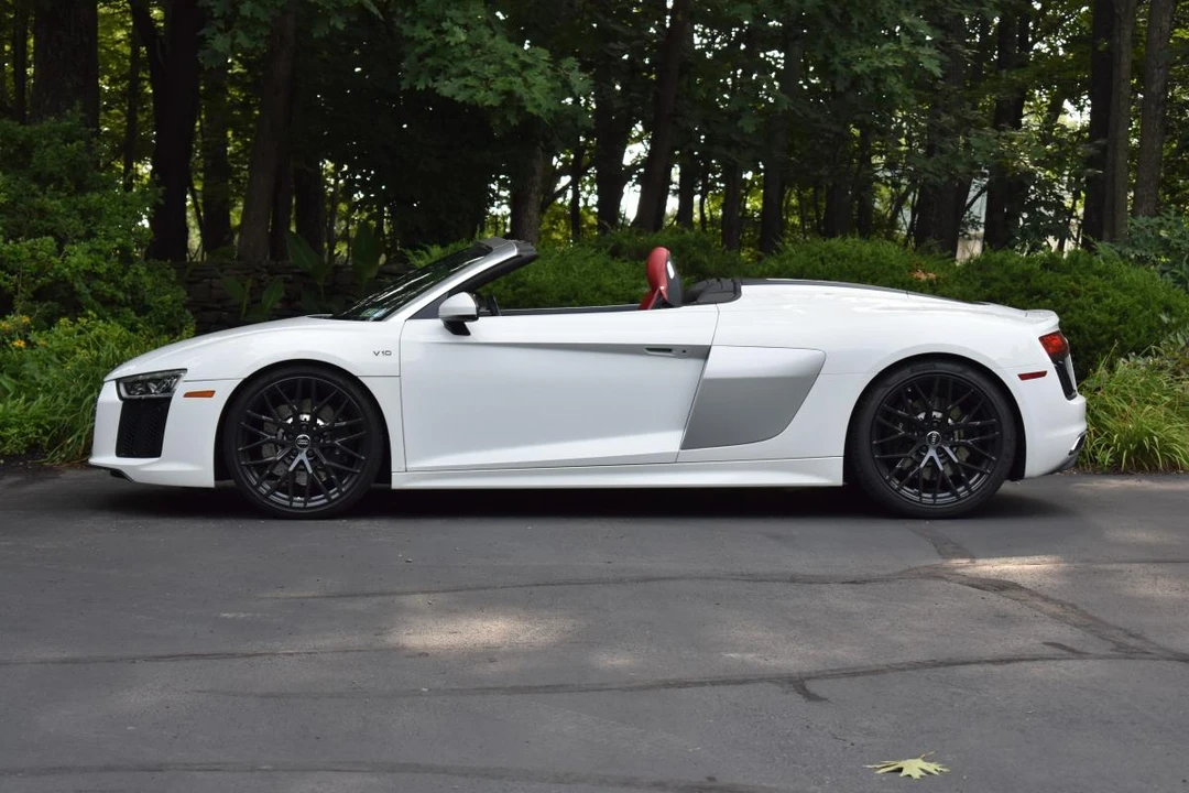 2017 Audi 4S R8 - Image 16 of 31