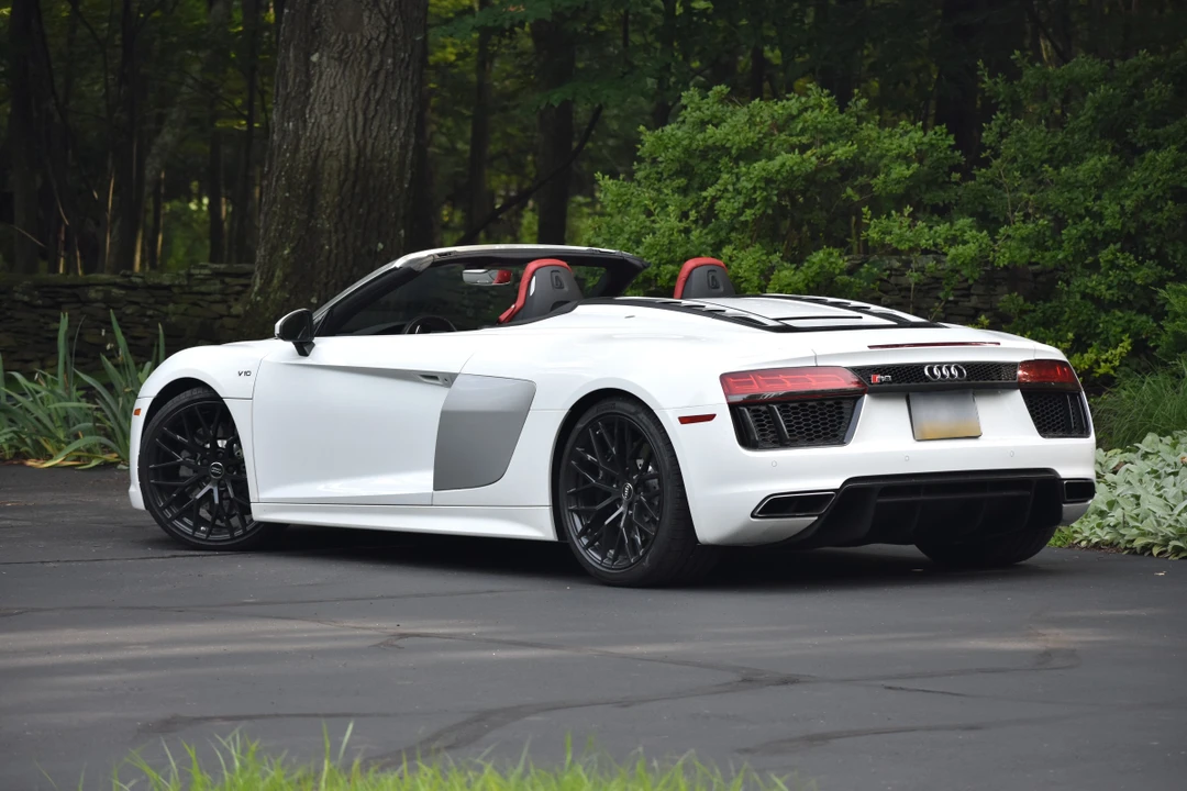2017 Audi 4S R8 - Image 17 of 31