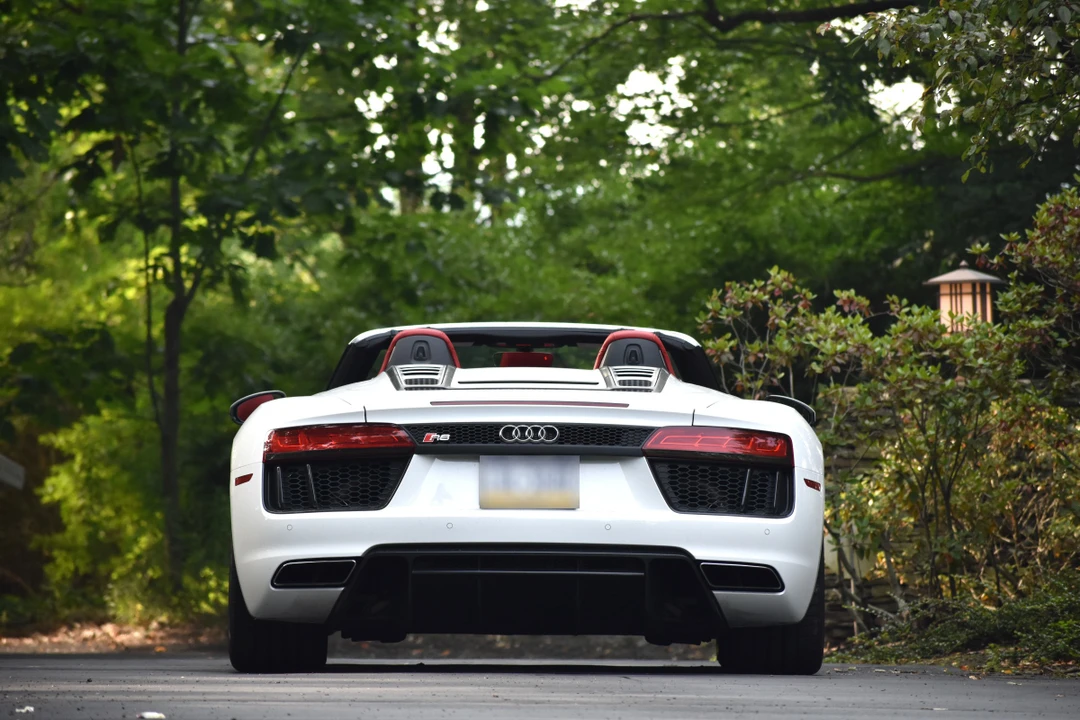 2017 Audi 4S R8 - Image 26 of 31