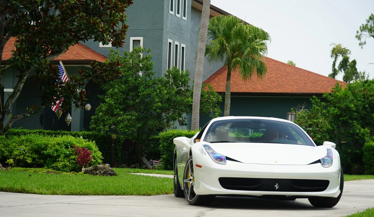 2015 Ferrari 458 Italia - Image 10 of 31