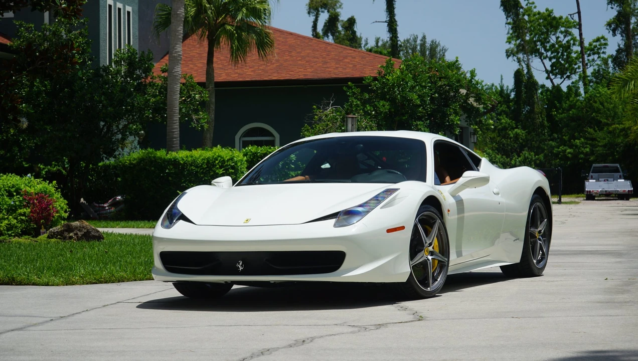 2015 Ferrari 458 Italia - Image 5 of 31