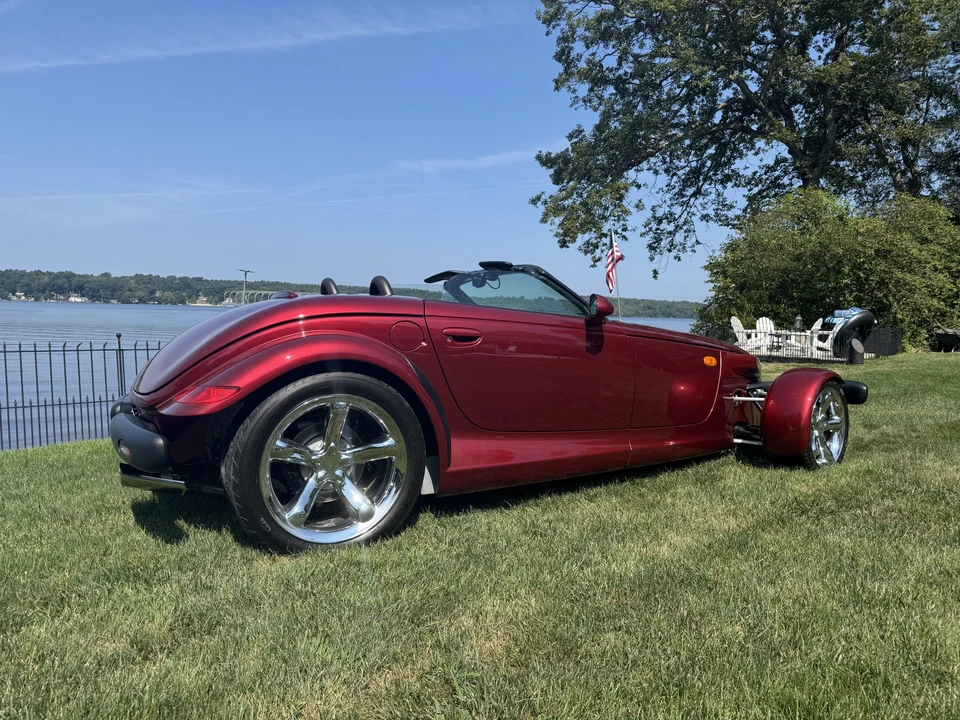 2002 Plymouth Prowler - Image 11 of 31