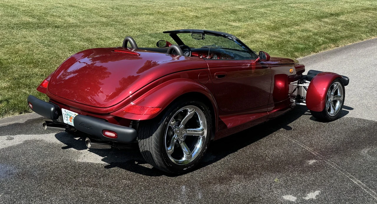 2002 Plymouth Prowler - Image 14 of 31