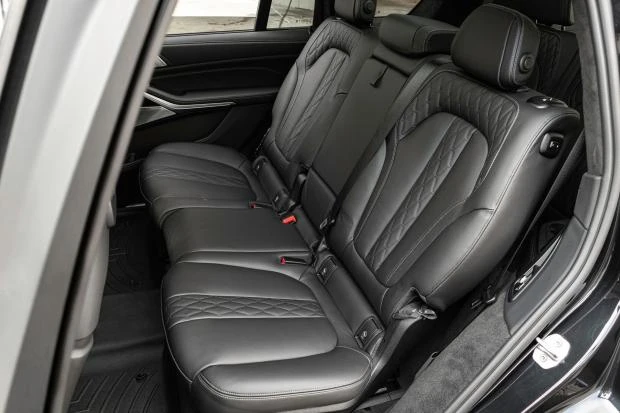 2021 BMW Alpina B7 - Image 5 of 9