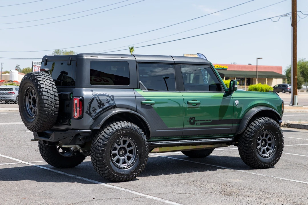 2023 Ford Bronco 6th Gen - Image 5 of 31