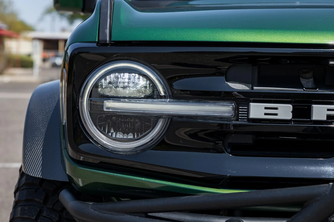 2023 Ford Bronco 6th Gen - Image 10 of 31