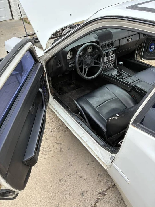1984 Porsche 944 - Image 3 of 14