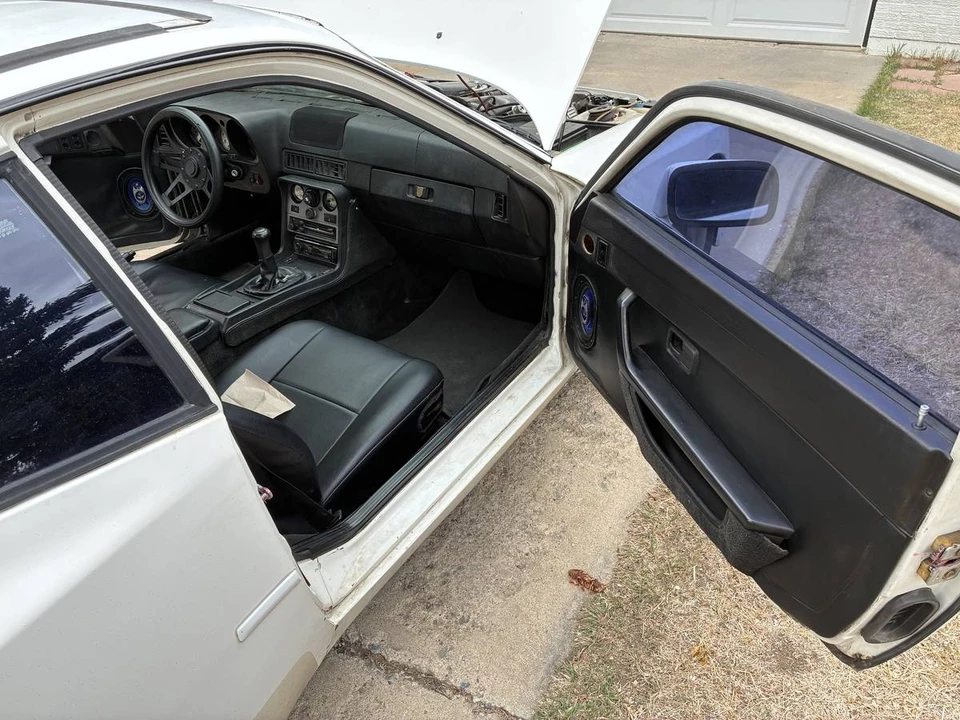 1984 Porsche 944 - Image 4 of 14