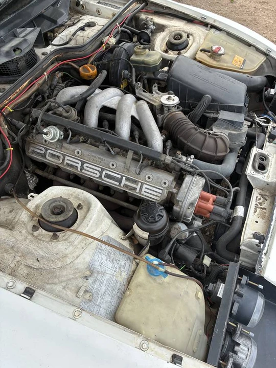 1984 Porsche 944 - Image 6 of 14
