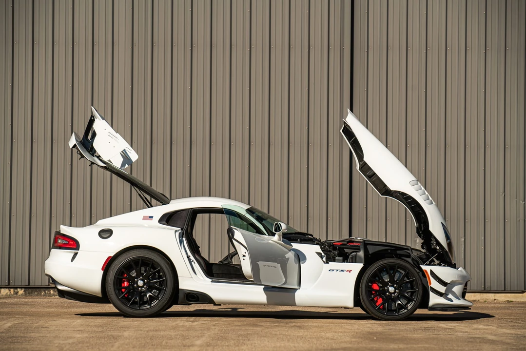 2017 Dodge Viper ACR 5th Gen - Image 14 of 31