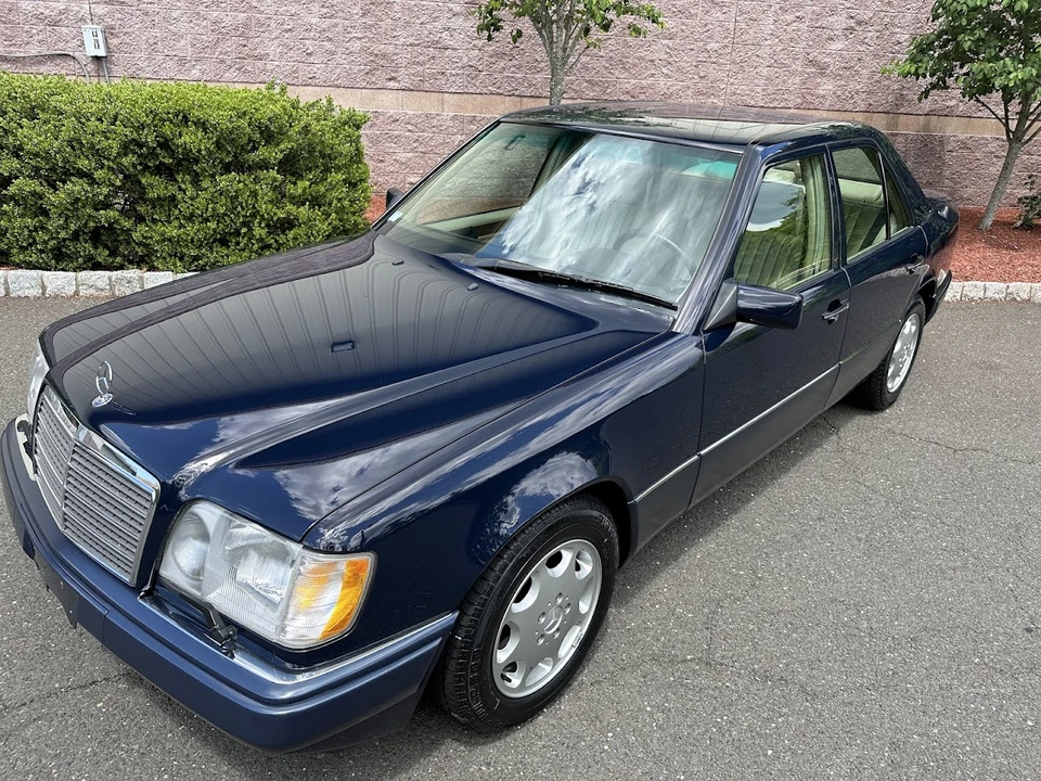 1995 Mercedes-Benz W124 E-Class - Image 7 of 31