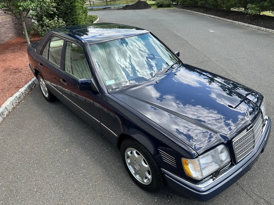 1995 Mercedes-Benz W124 E-Class - Image 10 of 31