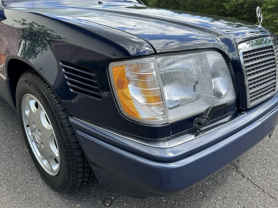 1995 Mercedes-Benz W124 E-Class - Image 26 of 31