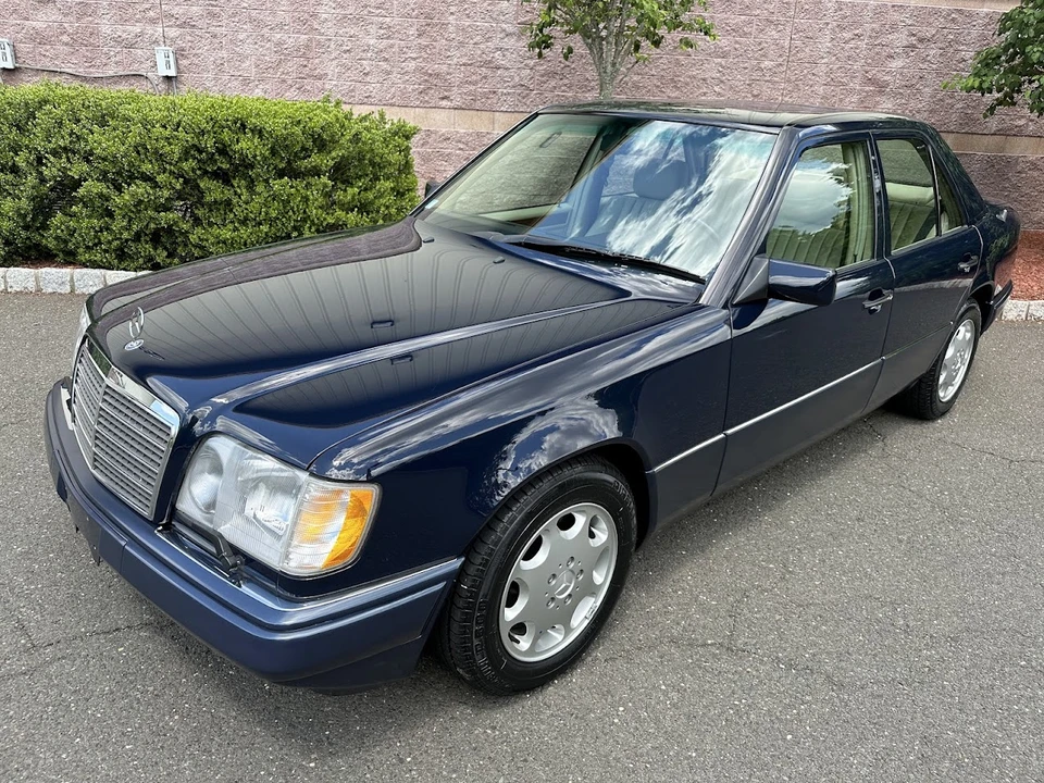1995 Mercedes-Benz W124 E-Class - Image 5 of 31