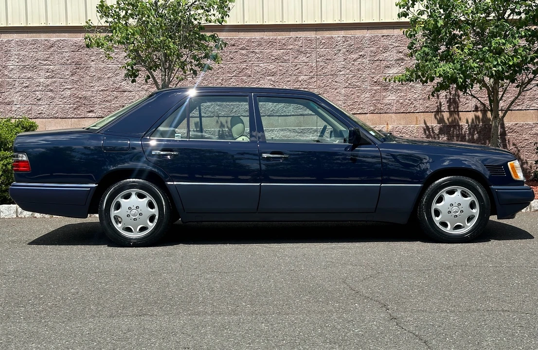 1995 Mercedes-Benz W124 E-Class - Image 20 of 31