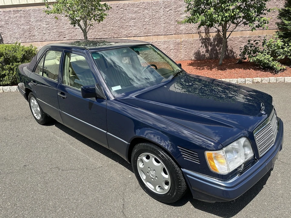 1995 Mercedes-Benz W124 E-Class - Image 16 of 31