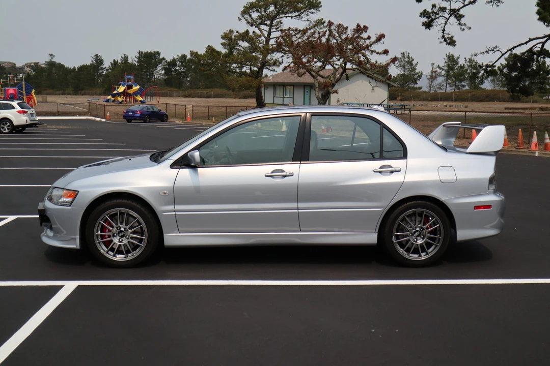 2006 Mitsubishi Lancer Evolution IX 8th Gen - Image 30 of 31