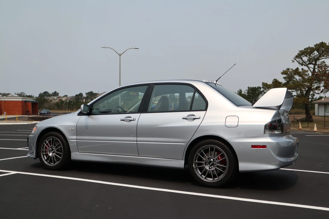 2006 Mitsubishi Lancer Evolution IX 8th Gen - Image 27 of 31