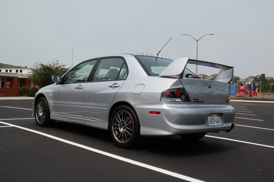 2006 Mitsubishi Lancer Evolution IX 8th Gen - Image 25 of 31