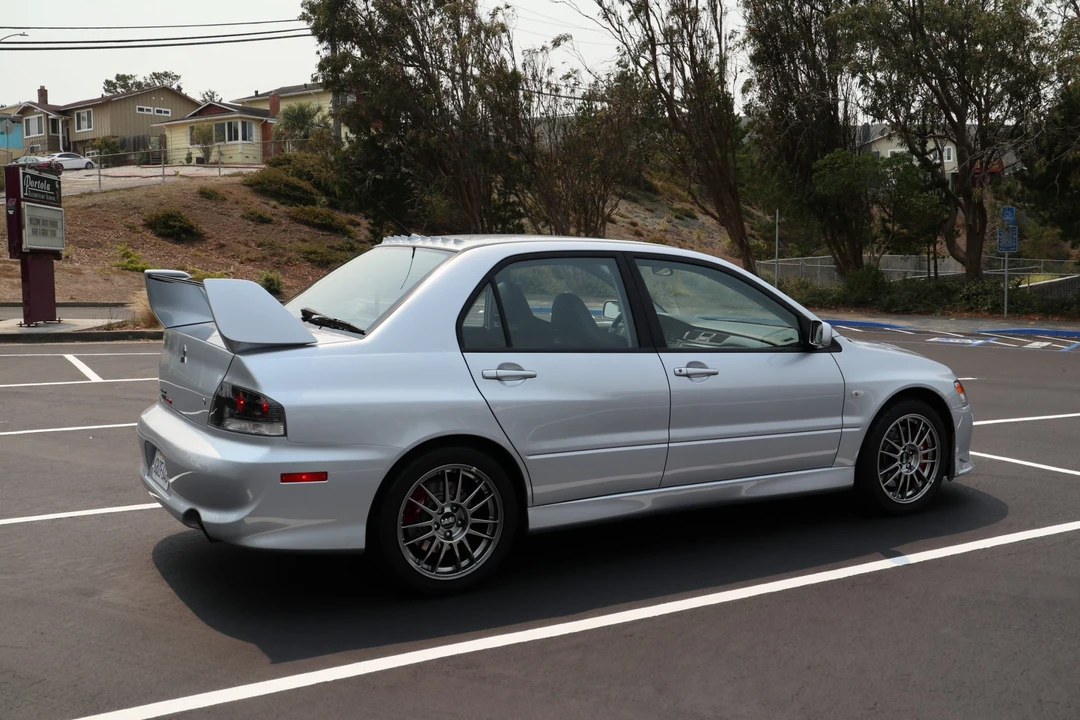 2006 Mitsubishi Lancer Evolution IX 8th Gen - Image 18 of 31