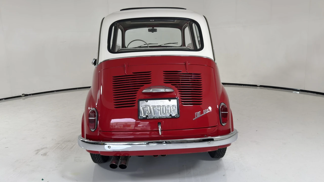 1957 Fiat 600 Multipla - Image 16 of 31