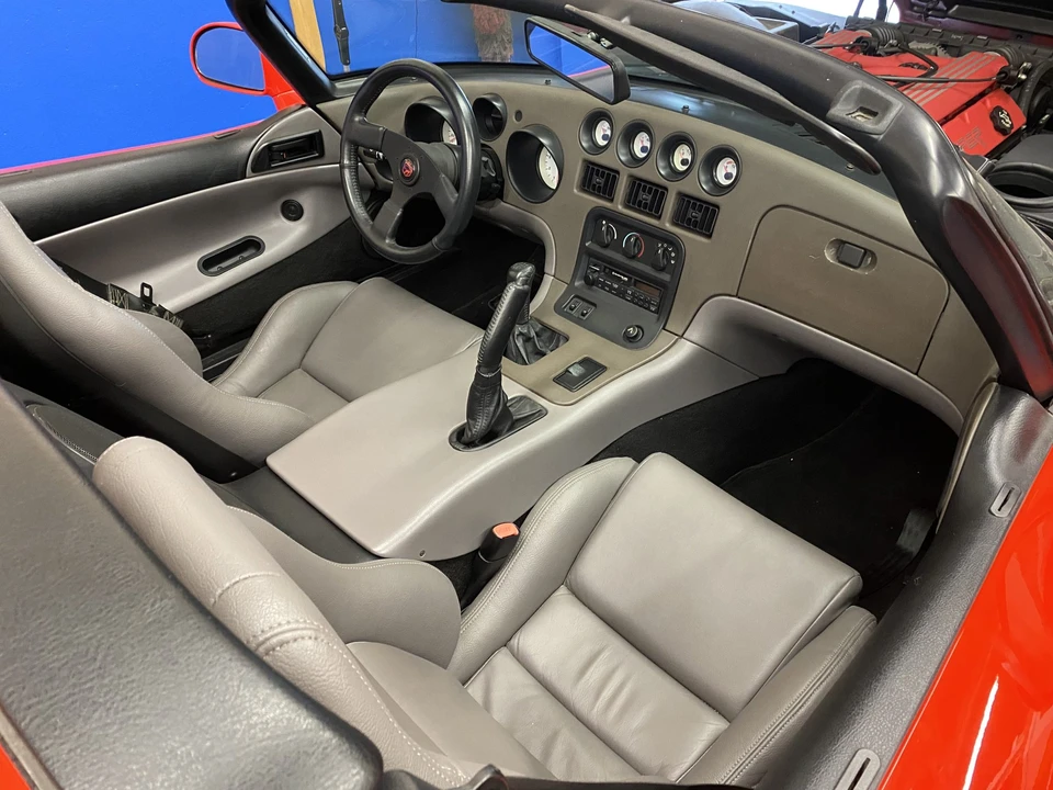 1994 Dodge Viper 1st Gen - Image 28 of 31