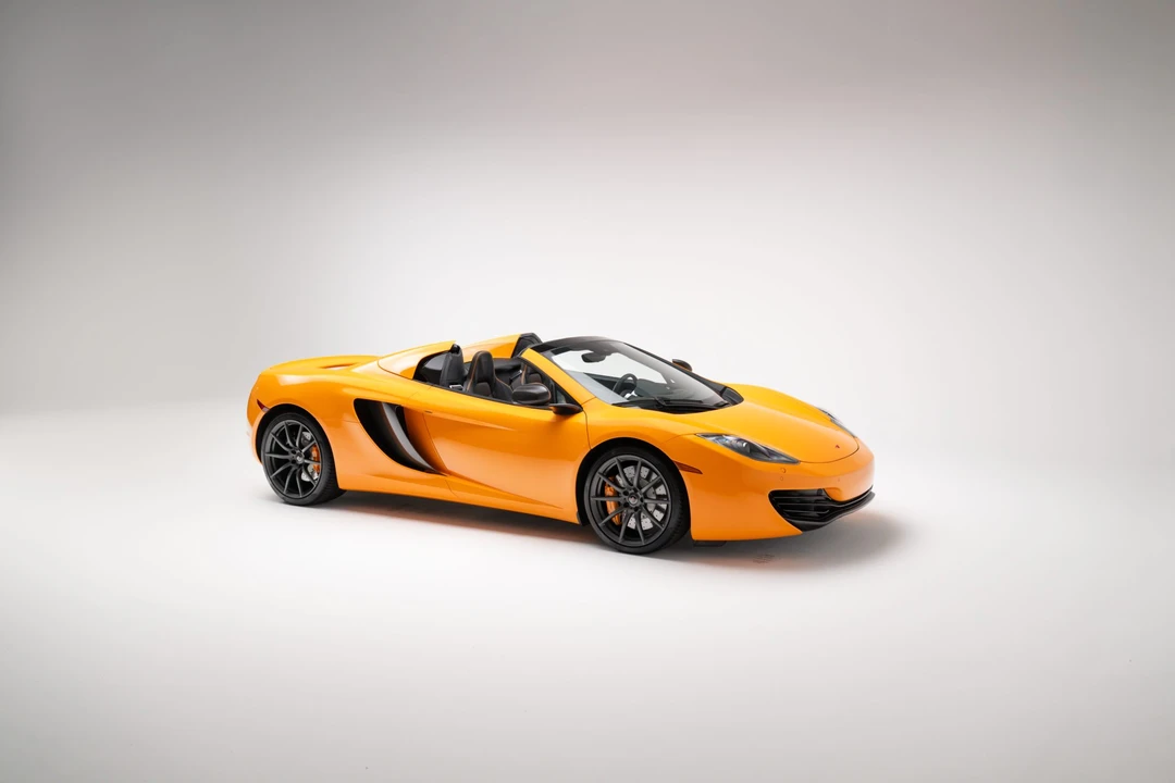 2013 McLaren MP4-12C Spider - Image 28 of 31