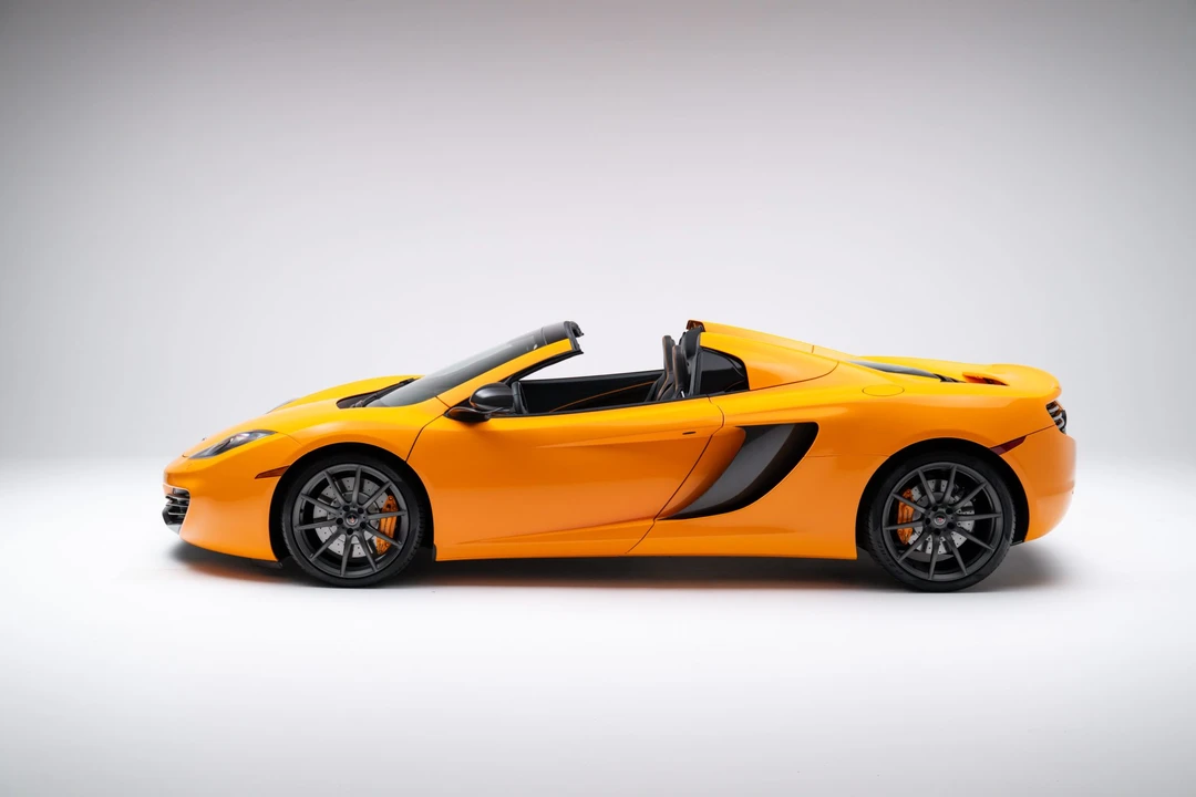 2013 McLaren MP4-12C Spider - Image 8 of 31
