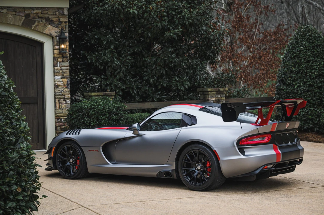 2016 Dodge Viper ACR 5th Gen - Image 14 of 31