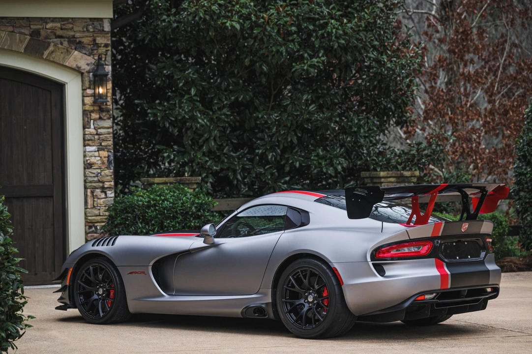 2016 Dodge Viper ACR 5th Gen - Image 16 of 31