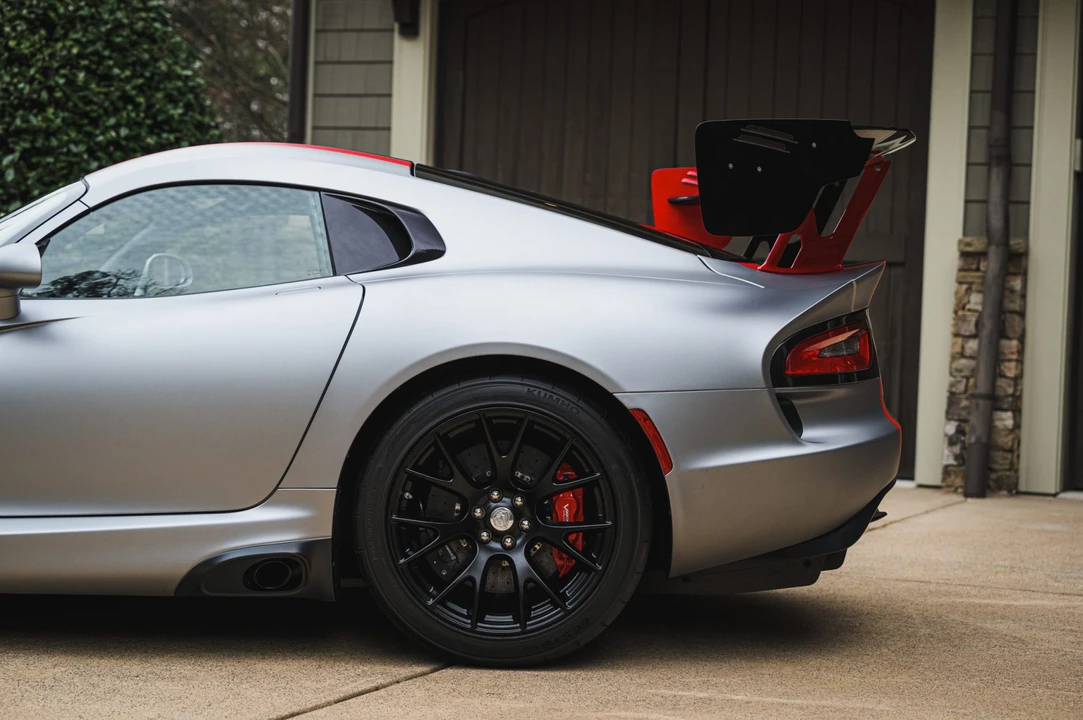 2016 Dodge Viper ACR 5th Gen - Image 30 of 31