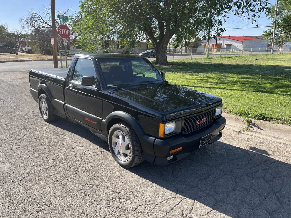 1991 GMC Syclone - Image 6 of 31