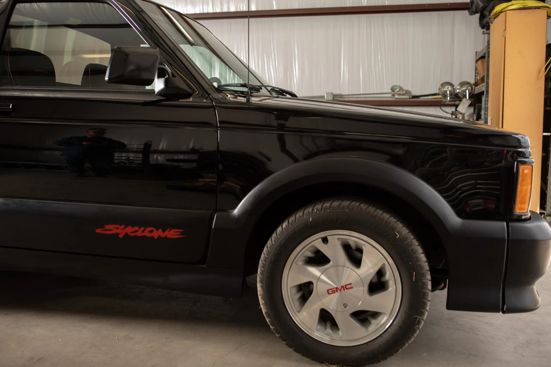 1991 GMC Syclone - Image 19 of 31